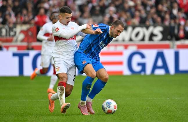 duel, action Badredine Bouanani VfB Stuttgart 27 vs Jonas Foehrenbach 1 FC Heidenheim 1846 FCH 19 VfB Stuttgart vs 1 FC Heidenheim FCH 05 10 2025 DFL REGULATIONS PROHIBIT ANY USE OF PHOTOGRAPHS AS IMAGE SEQUENCES AND OR QUASI VIDEO VfB Stuttgart vs 1 FC Heidenheim FCH