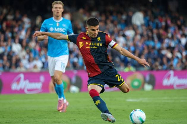 October 5, 2025, Napoli, Campania, ITALIA: Johan Vasquez of FC Genoa During the 2025 26 Italian Serie A football match between SSC Napoli and Genoa on October 5, 2025, at the Diego Armando Maradona Stadium in Naples...Pictured: Napoli ITALIA - ZUMAs236 20251005_aap_s236_015 Copyright: xFabioxSassox