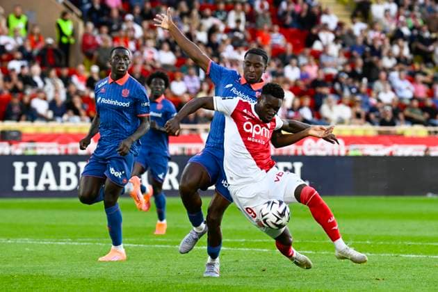 FOOTBALL : AS Monaco VS OGC Nice - Ligue 1 McDonald s - 05 10 2025 MoÃ¯se Bombito (OGC Nice) Folarin Balogun (ASM) - Ligue 1 McDonald s match between AS Monaco and OGC Nice on October 5, 2025 at the Louis II Stadium in Monaco. MonacoMonaco  Copyright: xWilliamxCannarellax