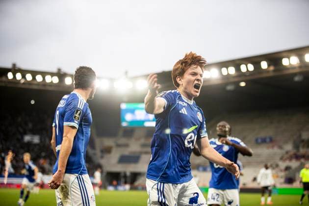 FOOTBALL: Ligue 1 Racing Strasbourg (RCS) vs Angers. 05 10 2025 Stade de la Meinau. Strasbourg - France Joie des joueurs de l equipe de Racing Strasbourg Valentin Barco 32 (RCS) apres le but de Joaquin Panichelli 9 (RCS)  Copyright: xElyxandroxCEGARRAx