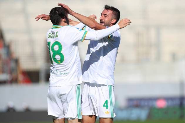 Bryan Cristante of AS Roma celebrates with Matias SoulÃ of AS Roma the goal of 1-2 scored during the serie A match between ACF Fiorentina and AS Roma at Artemio Franchi Stadium in Firenze (Italy), October 05,2025. massimilianoxcarnabuci