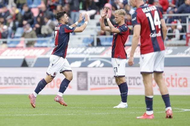 CALCIO - Serie A - Bologna FC vs Pisa SC Riccardo Orsolini of Bologna FC celebrates after scoring goal in the 40th minute for 3-0 during the match of 6th day of the Serie A Championship between Bologna FC and Pisa SC at the Renato Dall Ara Stadium on 5 October 2025 in Bologna, Italy. during Bologna FC vs Pisa SC, Italian soccer Serie A match in Bologna, Italy, October 05 2025 Bologna Italy  Copyright: xIPAxSport ABACAx