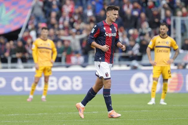CALCIO - Serie A - Bologna FC vs Pisa SC Nikola Moro of Bologna FC celebrates after scoring goal in the 38th minute for 3-0 during the match of 6th day of the Serie A Championship between Bologna FC and Pisa SC at the Renato Dall Ara Stadium on 5 October 2025 in Bologna, Italy. during Bologna FC vs Pisa SC, Italian soccer Serie A match in Bologna, Italy, October 05 2025 Bologna Italy  Copyright: xIPAxSport ABACAx