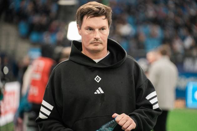 Germany, Soccer, 1 Bundesliga 2025 26, Matchday 6 HSV vs 1 FSV Mainz 05 Volksparkstadion Hamburg Merlin Polzin Coach, HSV Copyright: xJamesxZabelx