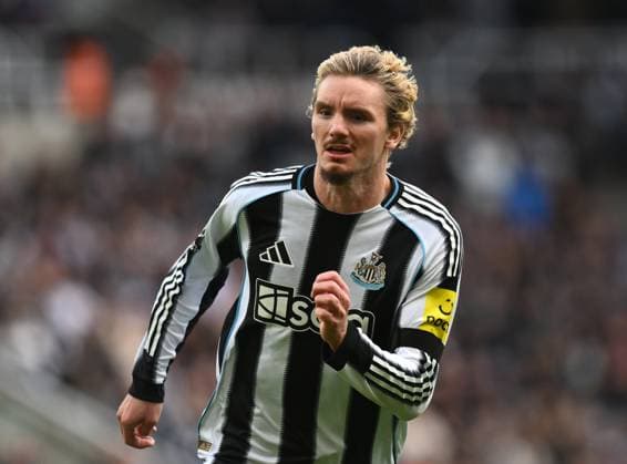 Nick Woltemade of Newcastle United Newcastle United v Nottingham Forest, Premier League, Football, St James Park, Newcastle, UK - 05 Oct 2025Newcastle St James Park United Kingdom EDITORIAL USE ONLY No use with unauthorised audio, video, data, fixture lists, club league logos or live services. Online in-match use limited to 120 images, no video emulation. No use in betting, games or single club league player publications. Copyright: xRichardxLee Shutterstockx 15515863dc