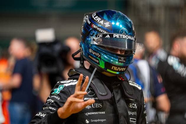 F1 Singapore Grand Prix 2025 George Russell (Gbr) of Mercedes-AMG Petronas F1 Team 63 on the grid on Sunday during Formula 1 Singapore Airlines Singapore Grand Prix 2025 at the Marina Bay Street Circuit on October 5, 2025 Photo by Antoine Lapeyre ABACAPRESS.COM Singapore Singapore  Copyright: xLapeyrexAntoine ABACAx