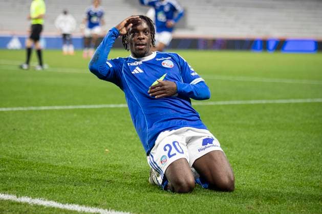 FOOTBALL: Ligue 1 Racing Strasbourg (RCS) vs Angers. 05 10 2025 Stade de la Meinau. Strasbourg - France Joie des joueurs de l equipe de Racing Strasbourg apres le but de Martial Godo 20 (RCS)  Copyright: xElyxandroxCEGARRAx