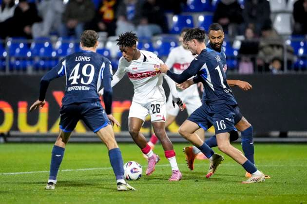 v li Yannik Lührs TSG II, 49 , Justin Diehl VfB II, 26 , Yannis Hör TSG II, 16 , Ruben Reisig TSG II, 17 , duel, duel scene, duel, tackle, tackling, dynamics, action, action, 05 10 2025, Sinsheim Germany , Soccer, 3 Liga, TSG 1899 Hoffenheim II VfB Stuttgart II, DFB DFL REGULATIONS PROHIBIT ANY USE OF PHOTOGRAPHS AS IMAGE SEQUENCES AND OR QUASI VIDEO xozx