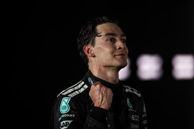 F1 - SINGAPORE GRAND PRIX 2025 RUSSELL George (gbr), Mercedes AMG F1 Team W16, portrait during the 2025 Formula 1 Singapore Grand Prix, 18th round of the 2025 FIA Formula One World Championship, WM, Weltmeisterschaft from October 3 to 5, 2025 on the Marina Bay Street Circuit, in Singapore - SingaporeSingapore  Copyright: xXavixBonillax