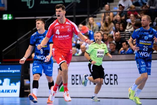 Stuttgart HBL 25 26 TVB Stuttgart MT Melsungen Nikolaj Enderleit Melsungen Jubel Freude Emotion Torjubel Torschuetze Torschütze Stuttgart Porsche Arena Baden Württemberg Germany