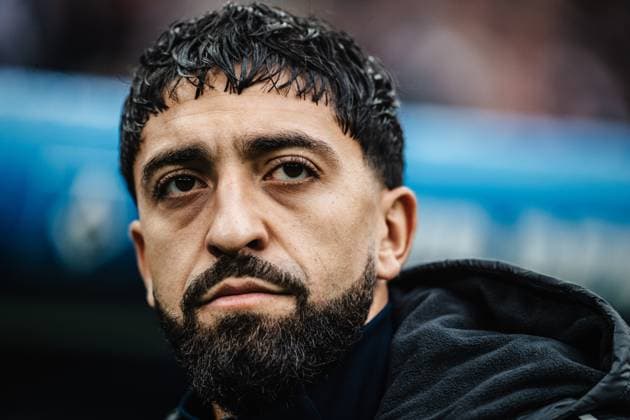 Soccer Men Season 2025 2026 1 Soccer Bundesliga 6 Matchday Hamburger SV vs 1 FSV Mainz 05 05 10 2025 Immanuel Pherai 10, HSV on the way to the bench before the match Hamburg Volksparkstadion Hamburg Germany