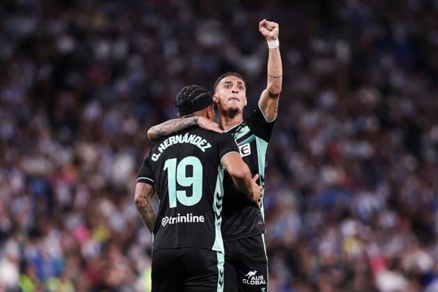 October 5, 2025, Cornella, Barcelona, SPAIN: Cucho Hernandez of Real Betis Balompie celebrates a goal with Antony during the Spanish league, La Liga EA Sports, football match played between RCD Espanyol and Real Betis Balompie at RCDE Stadium on October 05, 2025 in Cornella, Barcelona, Spain. Cornella SPAIN - ZUMAa181 20251005_zaa_a181_256 Copyright: xJavierxBorregox