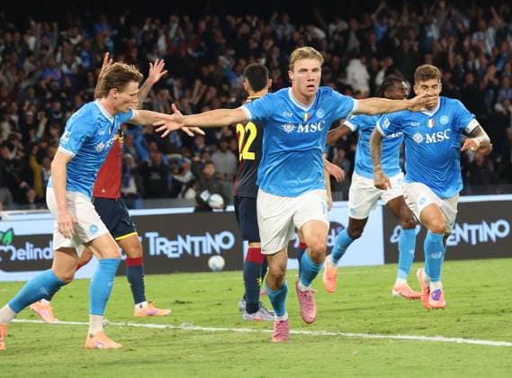 October 5, 2025, Napoli, Campania, ITALIA: Goal the Rasmus Hoyland of SSC Napoli During the 2025 26 Italian Serie A football match between SSC Napoli and Genoa on October 5, 2025, at the Diego Armando Maradona Stadium in Naples...Pictured: Napoli ITALIA - ZUMAs236 20251005_aap_s236_112 Copyright: xFabioxSassox