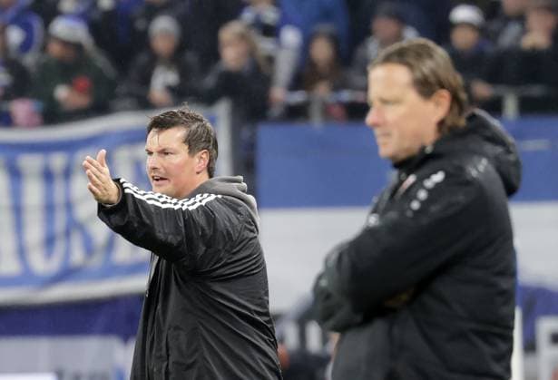 Coach Merlin Polzin HSV Fussball, Herren, Saison 2025 2026,1 Liga, Volksparkstadion, Hamburger SV vs 1 FSV Mainz 05, 4 0 DFL REGULATIONS PROHIBIT ANY USE OF PHOTOGRAPHS AS IMAGE SEQUENCES AND OR QUASI VIDEO