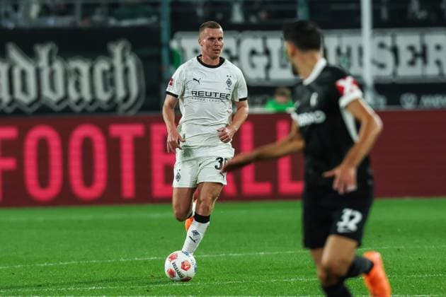 Sports, Football, Bundesliga Season 2025 2026 6 Matchday Borussia Mönchengladbach SC Freiburg 05 10 2025, BORUSSIA PARK Nico Elvedi Borussia Mönchengladbach, 30 Mönchengladbach BORUSSIA PARK North Rhine-Westphalia Germany