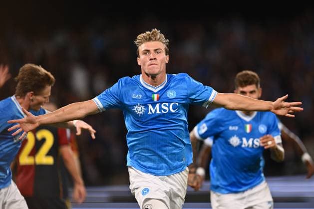 Rasmus Hojlund of S.S.C. Napoli celebrates after scoring the goal of 2-1 during the 6th day of the Serie A Championship between S.S.C. Napoli and Genoa C.F.C. at the Diego Armando Maradona Stadium on October 5, 2025 in Naples, Italy.  Copyright: xDomenicoxCippitelli IPAxSportx xipa-agency.netx xx IPA_66197890 IPA_Agency_IPA66197890