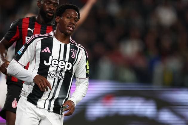 Jonathan David (Juventus Fc) looks on, Serie A, Juventus FC v Ac Milan, Allianz Stadium, October 5, 2025, Turin, Italy.