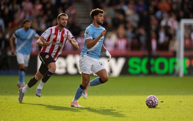 Brentford v Manchester City Premier League Matheus Nunes of Manchester City advances with the ball during the Premier League match at the Gtech Community Stadium, Brentford UK Newspapers OUT Copyright: xGraemexWilcocksonx FIL-22323-0150
