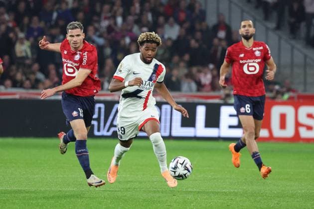 FOOTBALL : LOSC Lille vs PSG - Ligue 1 J7 - 05 10 2025 Ibrahim MBAYE (PSG) lors du match LOSC Lille vs PSG, Ligue 1 J7, Decathlon Arena stade Pierre Mauroy, le 5 octobre 2025 - photo Laurent Sanson PsnewZ  Copyright: xLaurentxSANSONx xPsnewZx