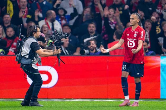 2025-10-05 Lille OSC v Paris Saint-Germain FC - Ligue 1 McDonald s LILLE, FRANCE - OCTOBER 5: Ethan Mbappe of Lille OSC celebrates after scoring the team s first goal during the Ligue 1 McDonald s match between Lille OSC and Paris Saint-Germain FC at Stade Pierre Mauroy on October 5, 2025 in Lille, France. Lille Stade Pierre Mauroy France Content not available for redistribution in The Netherlands directly or indirectly through any third parties. Copyright: xJorisxVerwijstx
