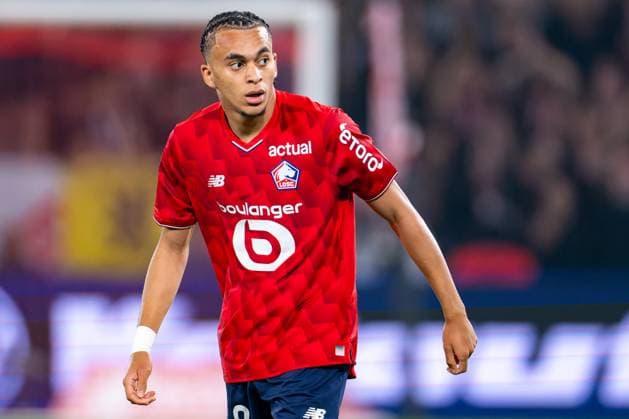 2025-10-05 Lille OSC v Paris Saint-Germain FC - Ligue 1 McDonald s LILLE, FRANCE - OCTOBER 5: Ethan Mbappe of Lille OSC looks on during the Ligue 1 McDonald s match between Lille OSC and Paris Saint-Germain FC at Stade Pierre Mauroy on October 5, 2025 in Lille, France. Lille Stade Pierre Mauroy France Content not available for redistribution in The Netherlands directly or indirectly through any third parties. Copyright: xJorisxVerwijstx