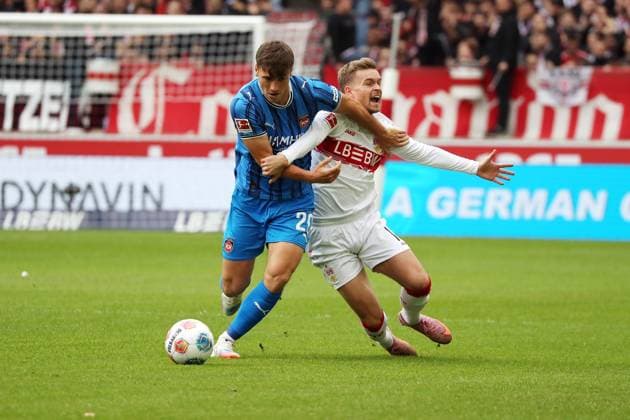 05 10 25 VfB Stuttgart 1 FC Heidenheim Germany, Stuttgart, 05 10 2025, Football, Bundesliga, VfB Stuttgart 1 FC Heidenheim v l Luca Kerber 1 FC Heidenheim , Maximilian Mittelstädt VfB Stuttgart