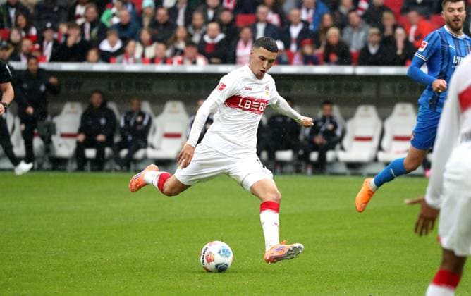 05 10 25 VfB Stuttgart 1 FC Heidenheim Germany, Stuttgart, 05 10 2025, Soccer, Bundesliga, VfB Stuttgart 1 FC Heidenheim Bilal El Khannouss VfB Stuttgart