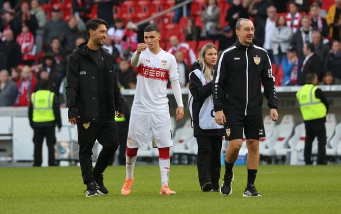 Stuttgart , Bundesliga soccer VfB Stuttgart vs 1 FC Heidenheim, f l Co coach Malik Fathi, Bilal El Khannouss VfB , Florian Mohr According to the regulations of the DFL German Football League, it is prohibited to use or have used photographs taken in the stadium and or of the match in the form of sequential images and or video-like photo series