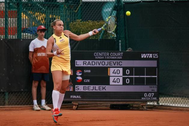TENNIS - Internazionali di Tennis - WTA125 Women - Internazionali di Calabria WTA, Tennis Damen 125 Final Singular Lola Radivojevic (SBR) vs Sara Bejlek (CZE) during the Internazionali di Calabria 2025 WTA 125 tennis match at Chiappetta Village, Rende (Cosenza), Italy. Rende (CS) Italy  Copyright: xIPAxSport ABACAx