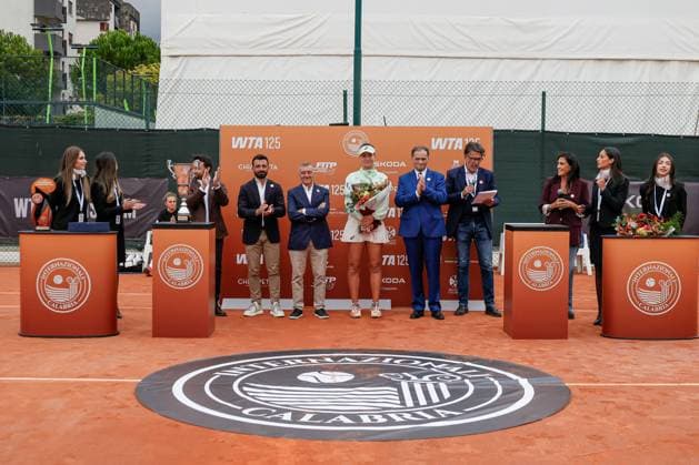 TENNIS - Internazionali di Tennis - WTA125 Women - Internazionali di Calabria WTA, Tennis Damen 125 Final awards ceremony Singular for the second-placed player Lola Radivojevic (SBR) during the Internazionali di Calabria 2025 WTA 125 tennis match at Chiappetta Village, Rende (Cosenza), Italy. Rende (CS) Italy  Copyright: xIPAxSport ABACAx