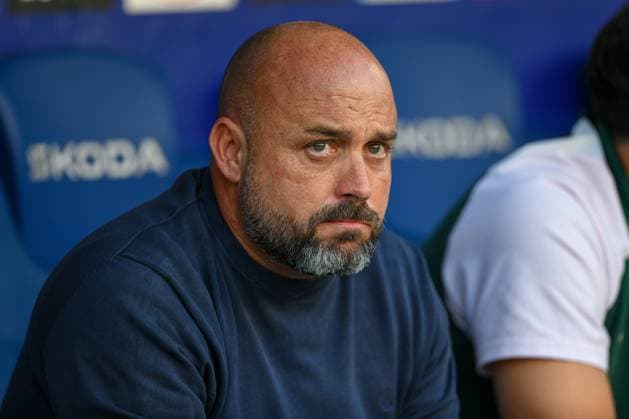 RCD ESPANYOL v REAL BETIS. RCDE STADIUM BARCELONA. October 5,2025 RCD ESPANYOL vs REAL BETIS October 5,2025 Manolo Gonzalez head coach of RCD Espanyol during the match between RCD Espanyol and Real Madrid corresponding to the first day of La Liga EA Sports at RCDE Stadium in Barcelona, Spain. Cornella El Prat ESP Copyright: xS.xRosx