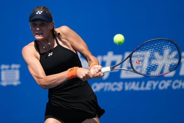 WUHAN, CHINA - OCTOBER 06: Dayana Yastremska of Ukraine returns a shot in the Women s Singles Round of 64 match against Laura Siegemund of Germany on day 3 of 2025 Wuhan Open at Optics Valley International Tennis Center on October 6, 2025 in Wuhan, Hubei Province of China.  Copyright: xVCGx 111595396563