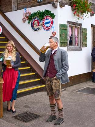 Herbert Hainer, FCB president and Ex CEO Adidas at the visit of the beer festival Oktoberfest of the football team FC BAYERN MÜNCHEN 1.German Football League on October 5, 2025 in Munich, Germany. Season 2025 2026, 1.Bundesliga, IMPORTANT: PUBLICATION ONLY IN GERMANY