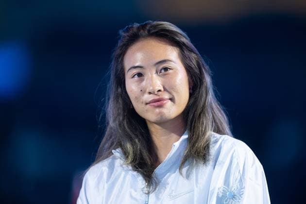 (251006) -- WUHAN, Oct. 6, 2025 -- Chinese tennis player Zheng Qinwen attends the opening ceremony of the 2025 Wuhan Open tennis tournament in Wuhan, capital of central China s Hubei Province, Oct. 6, 2025. ) (SP)CHINA-WUHAN-TENNIS-WUHAN OPEN-OPENING CEREMONY (CN) XiaoxYijiu 