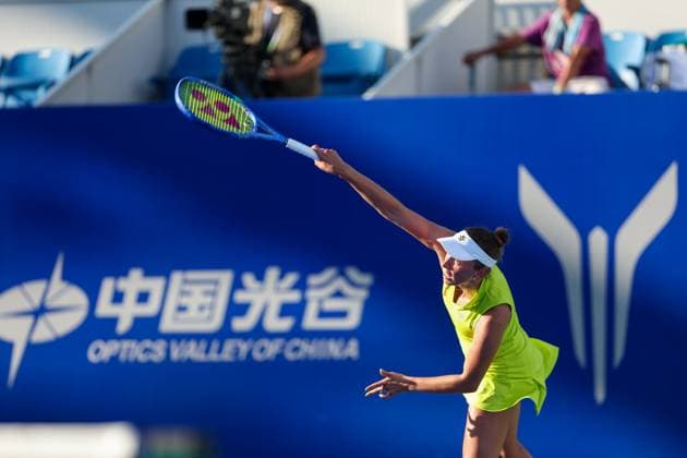 WUHAN, CHINA - OCTOBER 06: Elise Mertens of Belgium returns a shot in the Women s Singles Round of 64 match against Polina Kudermetova on day 3 of 2025 Wuhan Open at Optics Valley International Tennis Center on October 6, 2025 in Wuhan, Hubei Province of China.  Copyright: xVCGx 111595438291