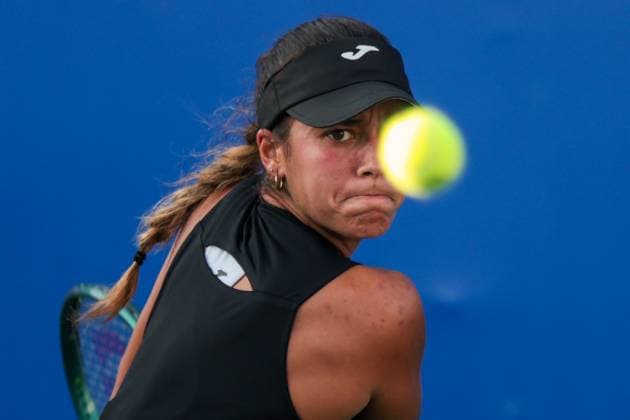 WUHAN, CHINA - OCTOBER 06: Jessica Bouzas Maneiro of Spain returns a shot in the Women s Singles Round of 64 match against Varvara Gracheva of France on day 3 of 2025 Wuhan Open at Optics Valley International Tennis Center on October 6, 2025 in Wuhan, Hubei Province of China.  Copyright: xVCGx 111595439492