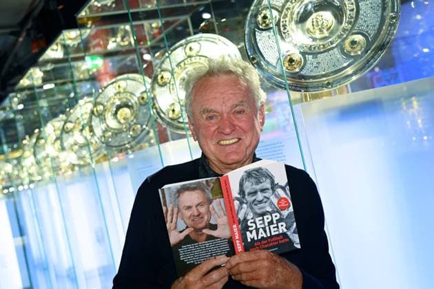 Sepp MAIER and his new book ALS DER FUSSBALL NOCH CHARAKTER HATTE Sepp Maier is someone who has experienced a lot and therefore has a lot to tell. He describes his long journey with football in his book, which will be published by Coppenrath Verlag on October 8th There are also plans for a TV documentary based on the book