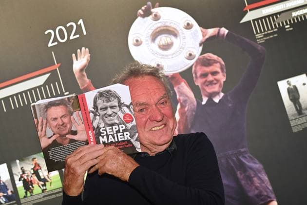 Sepp MAIER and his new book ALS DER FUSSBALL NOCH CHARAKTER HATTE Sepp Maier is someone who has experienced a lot and therefore has a lot to tell. He describes his long journey with football in his book, which will be published by Coppenrath Verlag on October 8.