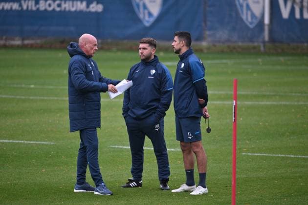 Coach Uwe Rösler VfL Bochum , Co Coach Alessandro Riedle VfL Bochum , Co Coach Anthony Losilla VfL Bochum , v li 06 10 2025, Football 2 Bundesliga, Season 2025 2026, Training VfL Bochum Bochum North Rhine-Westphalia Germany Team2