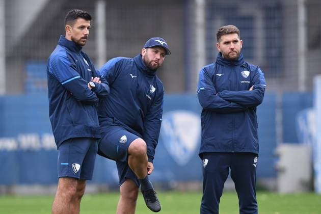 Soccer 1 Bundesliga Training VfL Bochum on 06 10 2025 at the training ground at the Vonovia Ruhrstadion in Bochum Anthony Losilla Co Coach Bochum , left Marc Andre Kruska Co Coach Bochum , center bo00 , right xRx