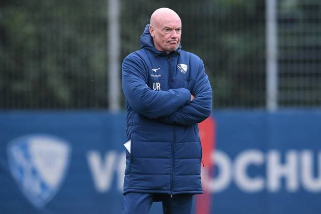 Soccer 1 Bundesliga Training VfL Bochum on 06 10 2025 at the training ground at the Vonovia Ruhrstadion in Bochum Uwe Rösler Coach Head Coach Bochum xRx