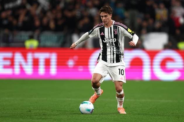 Juventus Fc - Ac Milan Kenan Yildiz of Juventus Fc in action during the Serie A match beetween Juventus Fc and Ac Milan at Allianz Stadium on October 5, 2025 in Turin, Italy . Torino Allianz Stadium Italy Copyright: xMarcoxCanonierox