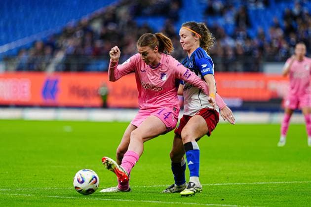Lisa Doorn TSG 1899 Hoffenheim, 14 , Melanie Brunnthaler Hamburger SV, 11 GER, Hamburger SV vs TSG 1899 Hoffenheim, Women, Football, 1 Bundesliga, Matchday 5, Season 2025 2026, 06 10 2025 GER, Hamburger SV vs TSG 1899 Hoffenheim, Women, Football, 1 Bundesliga, Matchday 5, Season 2025 2026, 06 10 2025 Hamburg Copyright: xEibner-Pressefoto MarcelxvonxFehrnx EP_MFN