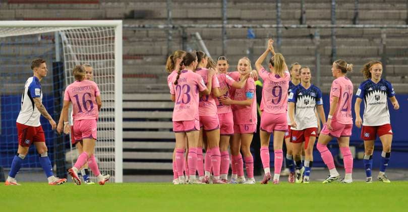 Photo Goal celebration at 0 2 by Valesca Ampoorter Hoffenheim Soccer Womens Bundesliga on Mon 06 10 2025 Hamburger SV TSG Hoffenheim