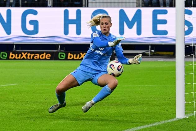 Soccer I Women I 1 Bundesliga l Hamburger SV Women TSG Hoffenheim Women I 05 Matchday I Season 2025 2026 I 06 10 2025 I Schuldt Inga HSV Women , Sportplatz Volksparkstadion, Stellingen Hamburg Germany