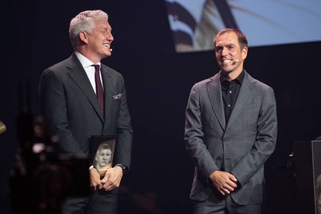 Dortmund on October 6, 2025 HALL OF FAME Award Ceremony 2025 at the German Football Museum f ,l , Bastian Schweinsteiger and laudator Philipp Lahm Copyright: JoaquimxFerreira