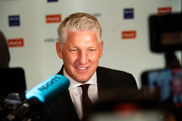 Dortmund on October 6, 2025 HALL OF FAME Award Ceremony 2025 at the German Football Museum v ,l , very popular man, Bastian Schweinsteiger in an interview Copyright: JoaquimxFerreira