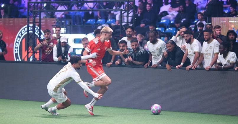 Indoor soccer, The Icon League, season three, match day two at the Sporthalle Hamburg in Alsterdorf match four Wontorriors FC B28 United Zakaria El Mansouri B28 United, l , Chris Haupt Winterhude Hamburg