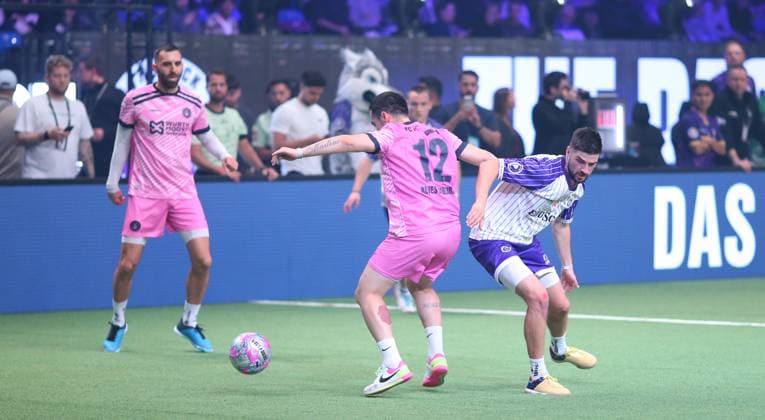 Indoor soccer, The Icon League, season three, match day two at the Sporthalle Hamburg in Alsterdorf Players United The Pack FC Stefan Winkel R , The Pack FC in duel with Kennedy Alves Ribeiro Winterhude Hamburg