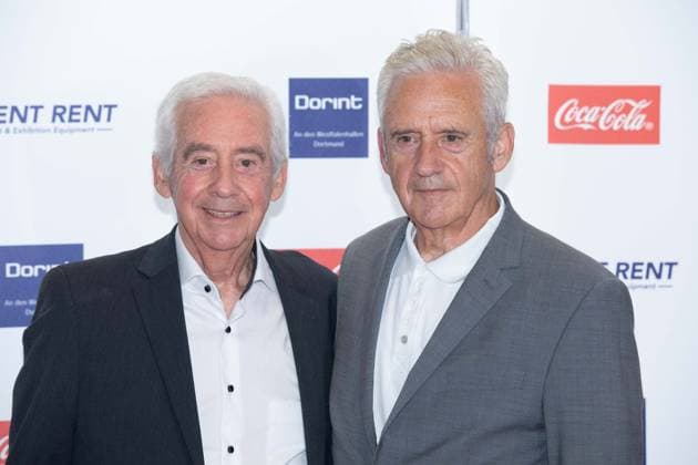 Helmut KREMERS left and his brother Erwin KREMERS, the Kremers twins, former soccer players, Red Carpet, Red Carpet Show, Arrival, HALL OF FAME Award Ceremony 2025 on 06 10 2025 at the German Football Museum in Dortmund Germany Â